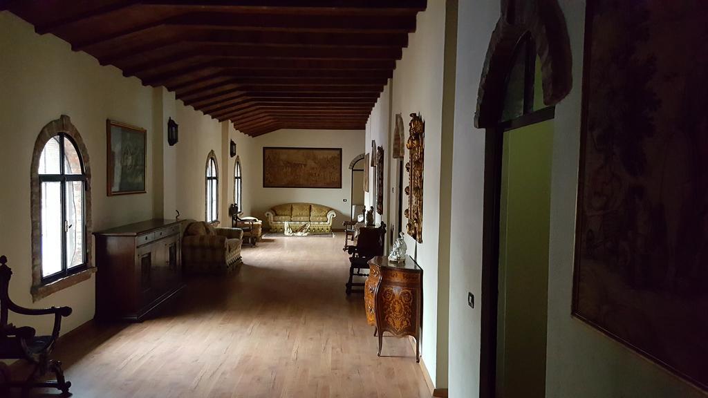 Tenuta Il Tenchio Hotel Lacchiarella Екстериор снимка