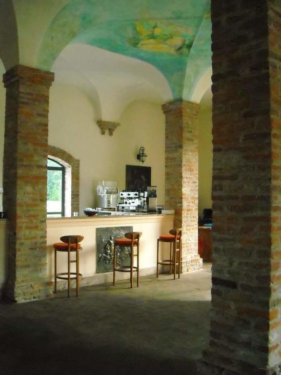 Tenuta Il Tenchio Hotel Lacchiarella Екстериор снимка