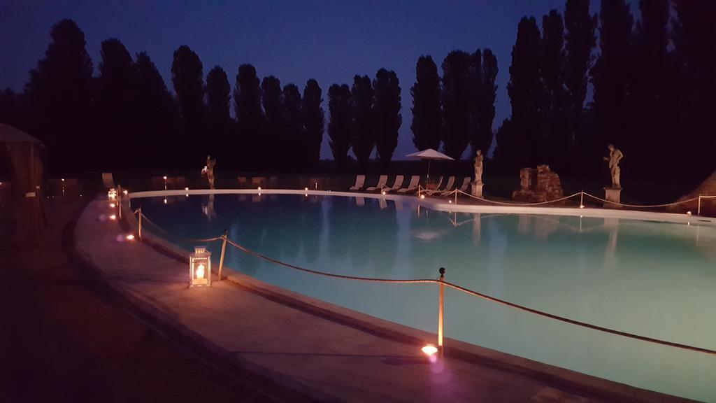 Tenuta Il Tenchio Hotel Lacchiarella Екстериор снимка